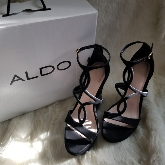 *SOLD* Aldo Unelinia Sandals Size 8.5 - Picture 1 of 4